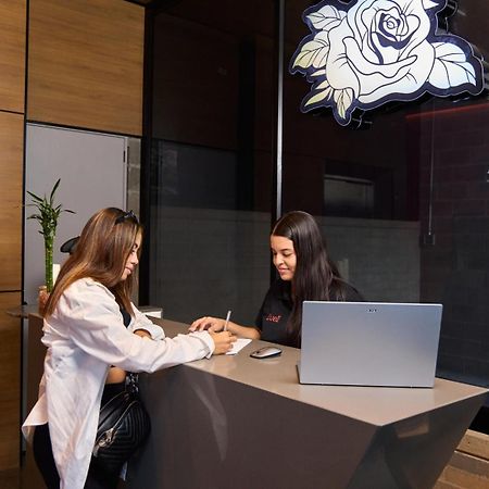 Rosa Negra Haven Cozy Stadio Aparta-Suite เมเดยิน ภายนอก รูปภาพ